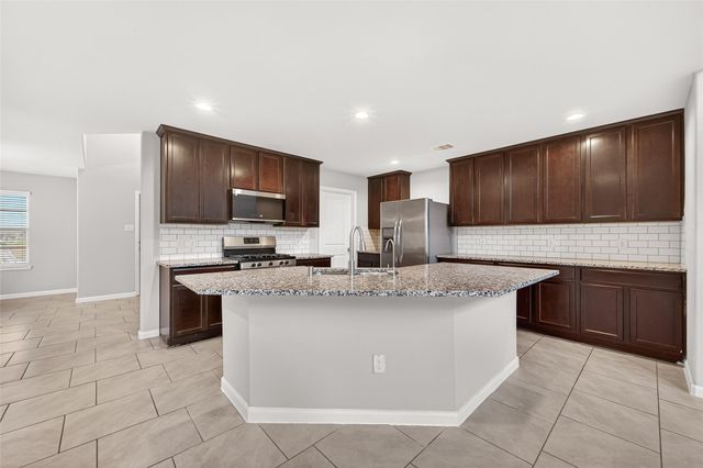 18343 Stablewood Manor Trail, Richmond, TX 77407