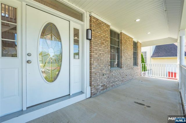 25 Park Place, Little Falls, NJ 07424