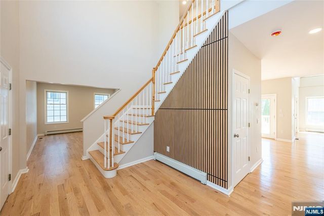 25 Park Place, Little Falls, NJ 07424