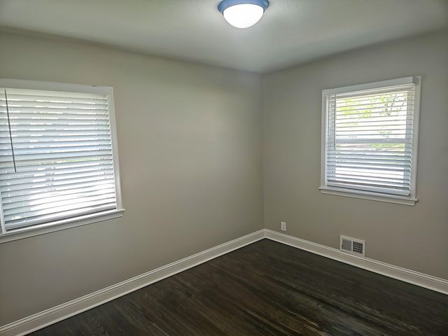216 Hawes Avenue, Shoreview, MN 55126