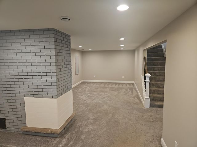 216 Hawes Avenue, Shoreview, MN 55126