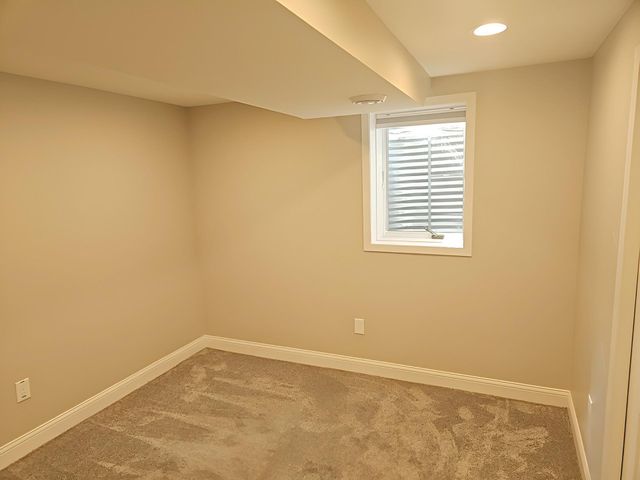 216 Hawes Avenue, Shoreview, MN 55126