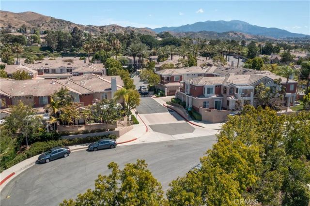 112 Santa Barbara Court, Lake Forest, CA 92610