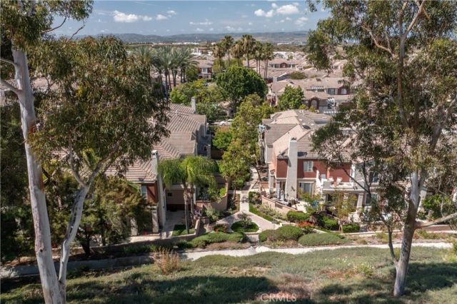 112 Santa Barbara Court, Lake Forest, CA 92610