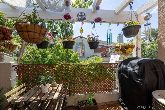 112 Santa Barbara Court, Lake Forest, CA 92610