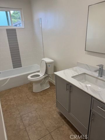 787 Gardenia, Long Beach, CA 90813