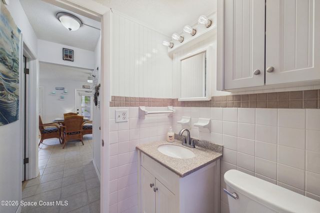 610 Jefferson Avenue 6, Cape Canaveral, FL 32920