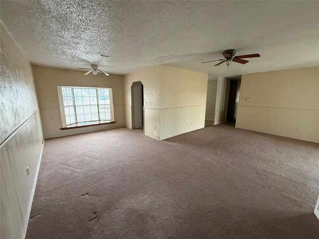 801 Tearose Drive, Garland, TX 75040