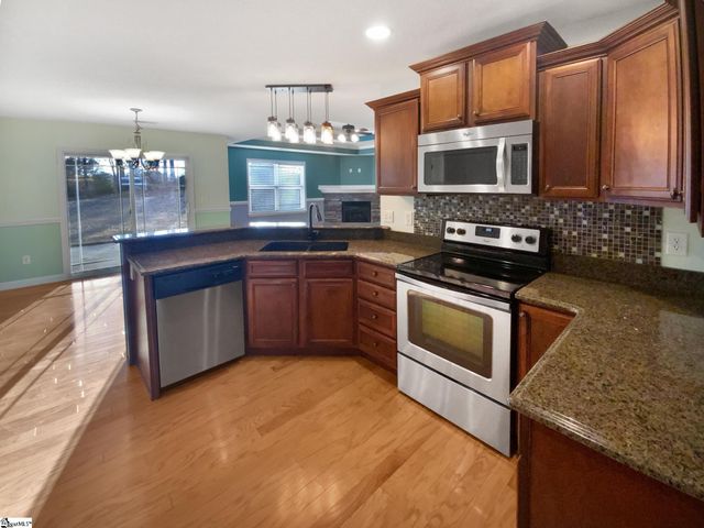 50 Lebanon Court, Greer, SC 29651