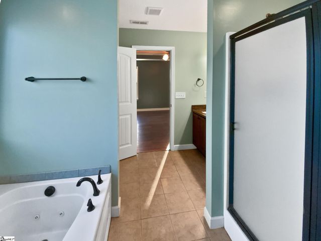 50 Lebanon Court, Greer, SC 29651