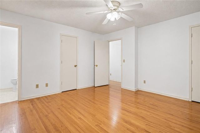 863 Kendall Road, Peculiar, MO 64078