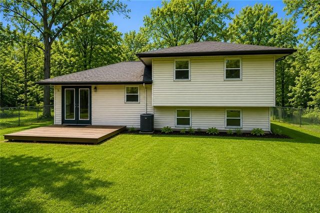 863 Kendall Road, Peculiar, MO 64078