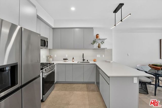 904 S New Hampshire Avenue 407, Los Angeles, CA 90006