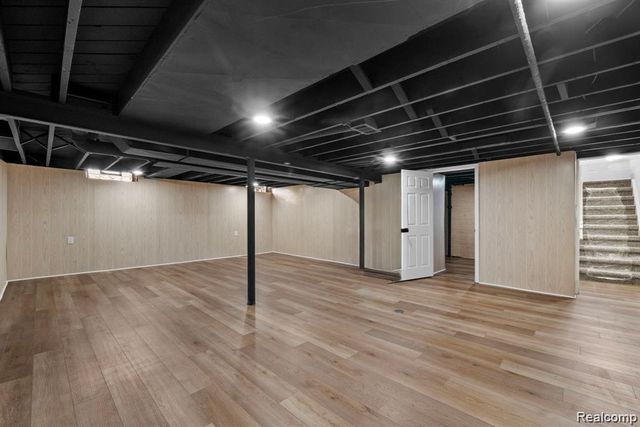 28419 Park Court, Madison Heights, MI 48071