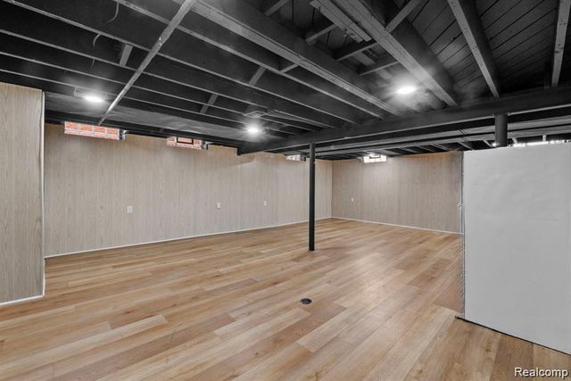 28419 Park Court, Madison Heights, MI 48071