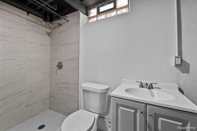 28419 Park Court, Madison Heights, MI 48071