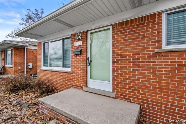 28419 Park Court, Madison Heights, MI 48071