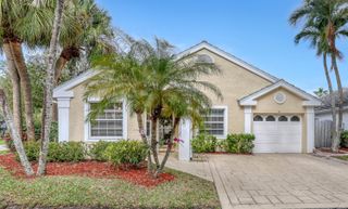 46 Governors Court, Palm Beach Gardens, FL 33418