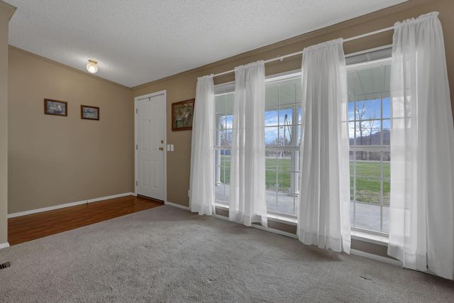 895 Becks Knob Road SW, Lancaster, OH 43130