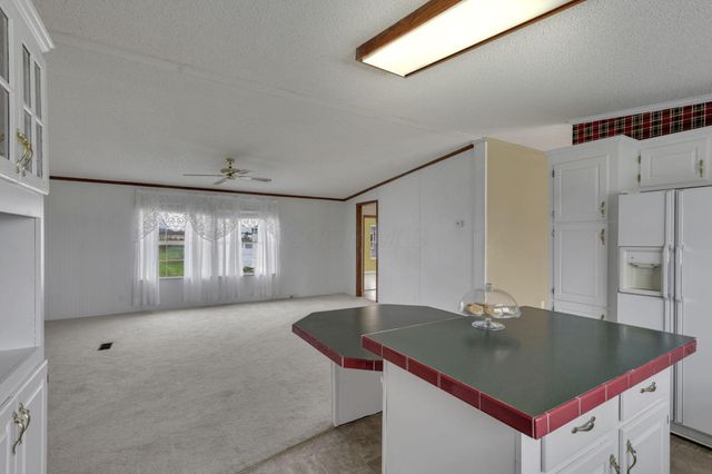 895 Becks Knob Road SW, Lancaster, OH 43130