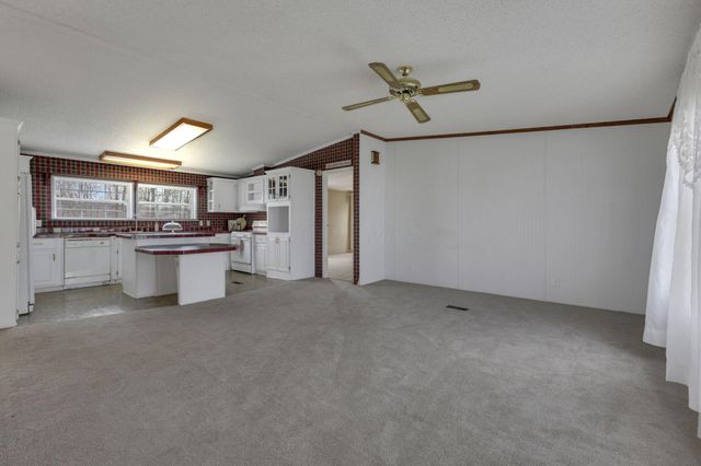 895 Becks Knob Road SW, Lancaster, OH 43130