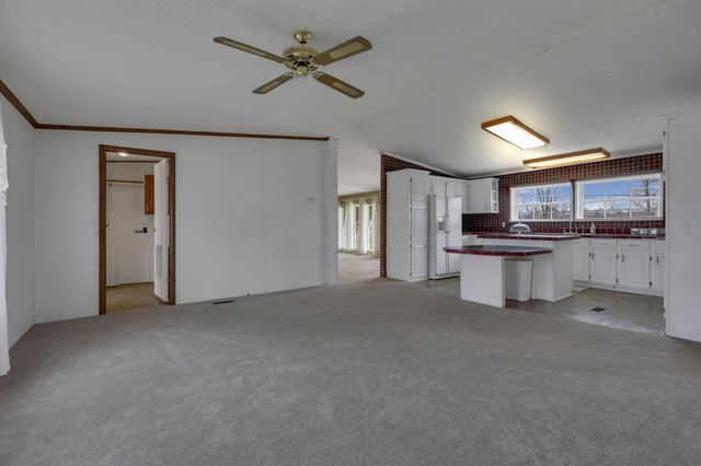 895 Becks Knob Road SW, Lancaster, OH 43130