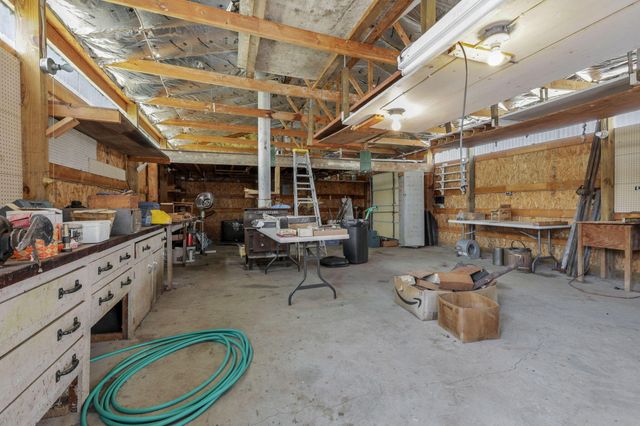 895 Becks Knob Road SW, Lancaster, OH 43130