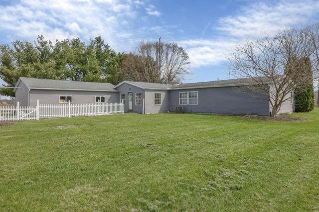 895 Becks Knob Road SW, Lancaster, OH 43130