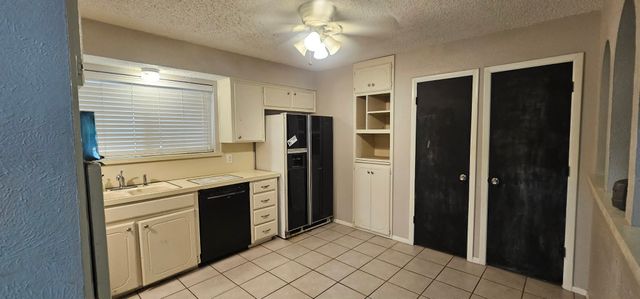 6540 Sherri Lane, North Richland Hills, TX 76182
