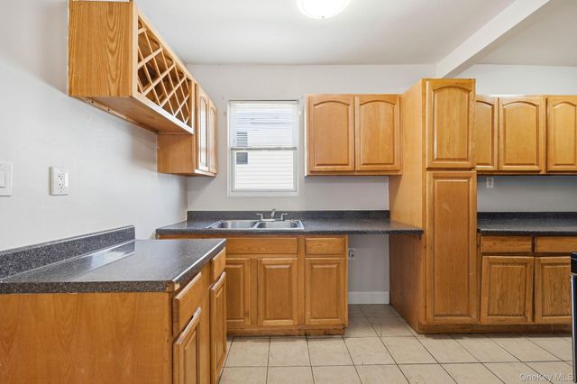 4000 Pratt Avenue, Bronx, NY 10466