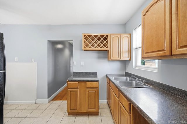 4000 Pratt Avenue, Bronx, NY 10466