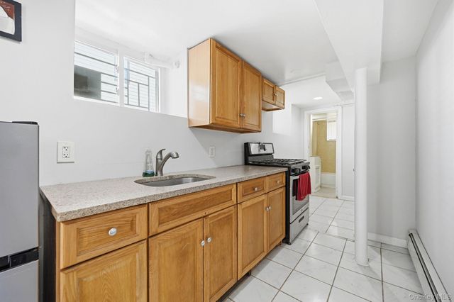 4000 Pratt Avenue, Bronx, NY 10466