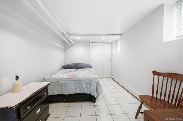 4000 Pratt Avenue, Bronx, NY 10466