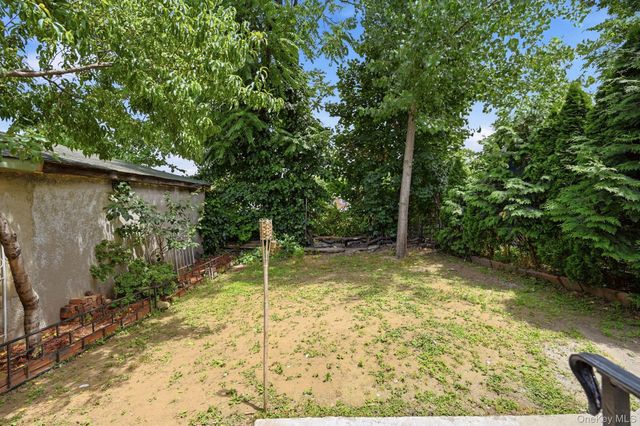 4000 Pratt Avenue, Bronx, NY 10466