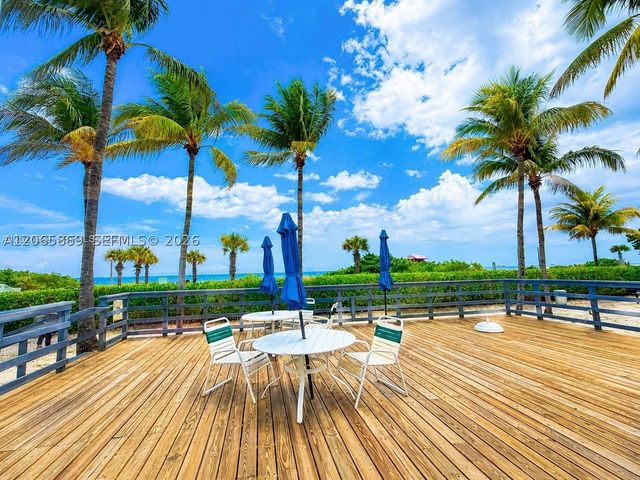 5005 Collins Ave 616, Miami Beach, FL 33140