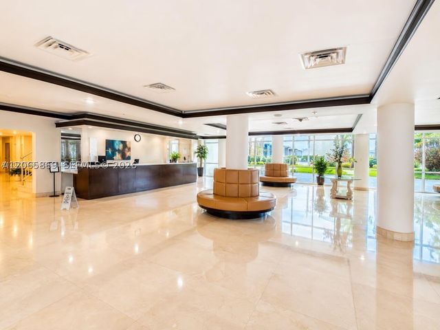 5005 Collins Ave 616, Miami Beach, FL 33140