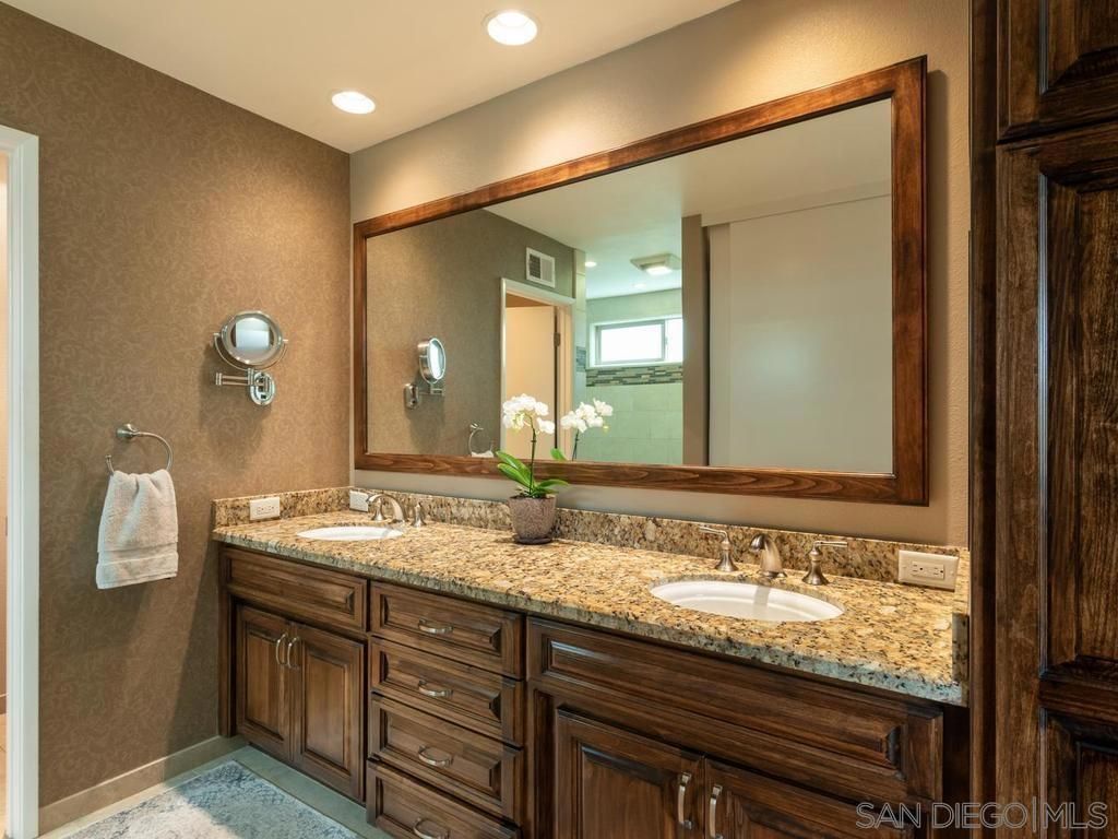 Image 27 of property listing at 1981 AVENIDA jOAQUIN, Encinitas, CA 92024