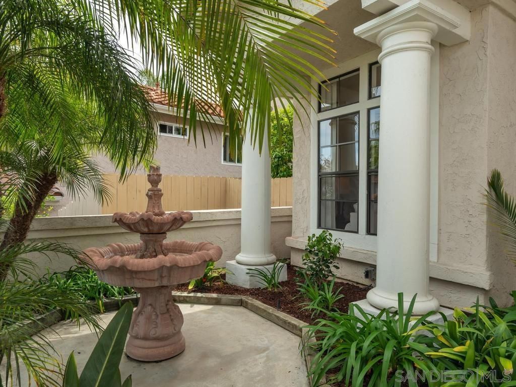 Image 5 of property listing at 1981 AVENIDA jOAQUIN, Encinitas, CA 92024