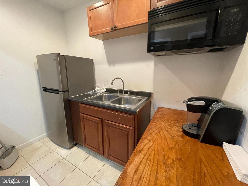 Image 7 of property listing at 531 KELLOGG MILL RD, Fredericksburg, VA 22406