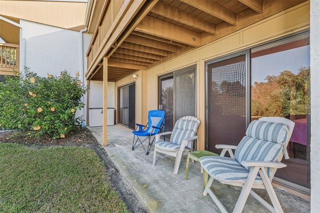 1051 S HIGHLAND STREET 3B, Mount Dora, FL 32757