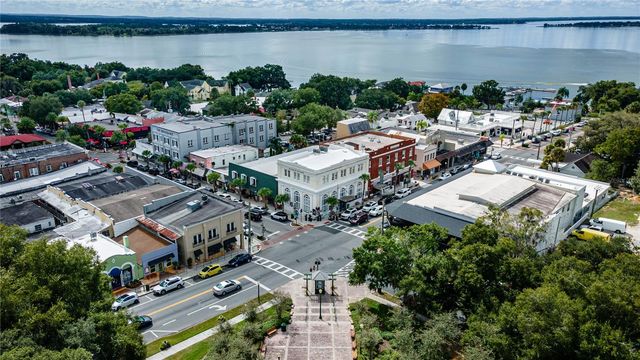 1051 S HIGHLAND STREET 3B, Mount Dora, FL 32757