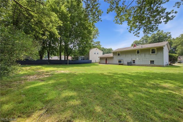 7533 Jaguar Drive, Boardman, OH 44512
