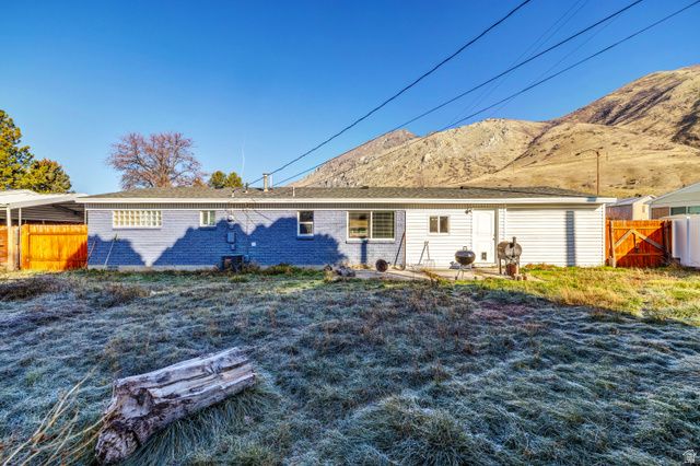 998 E 40 N, Springville, UT 84663