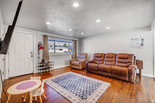 998 E 40 N, Springville, UT 84663