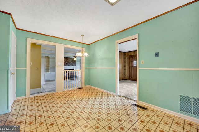 135 Bostwick Road, Oxford, GA 30054