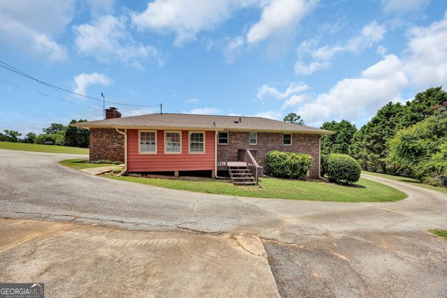 135 Bostwick Road, Oxford, GA 30054