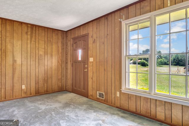 135 Bostwick Road, Oxford, GA 30054