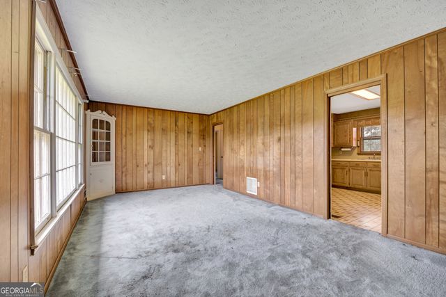 135 Bostwick Road, Oxford, GA 30054
