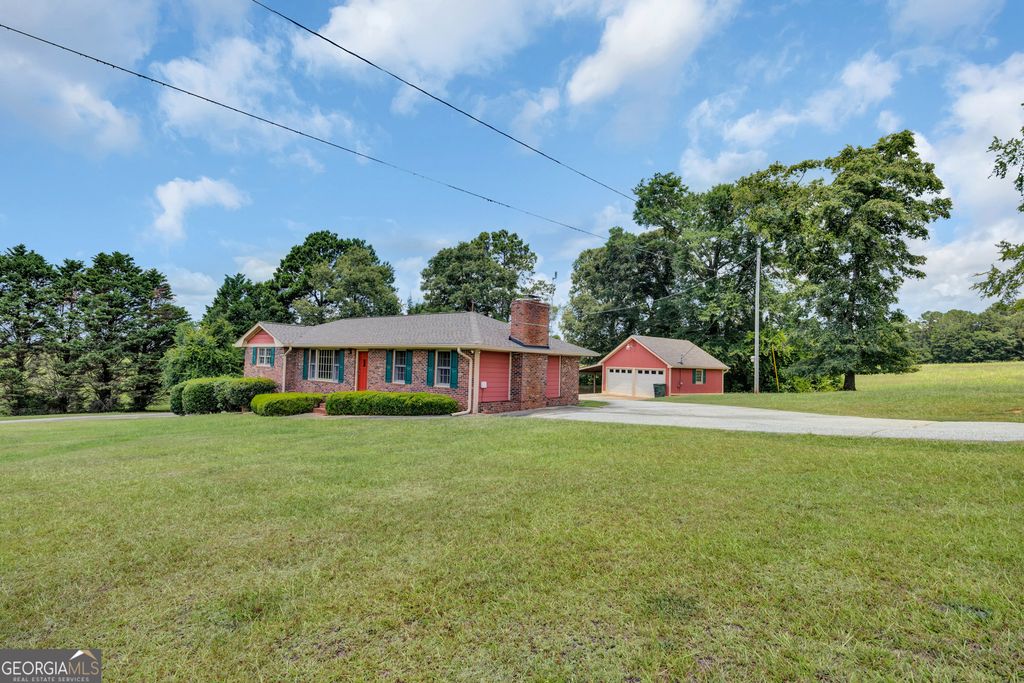 135 Bostwick Road, Oxford, GA 30054