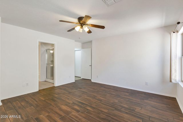 1740 E FRANCISCO Drive, Phoenix, AZ 85042
